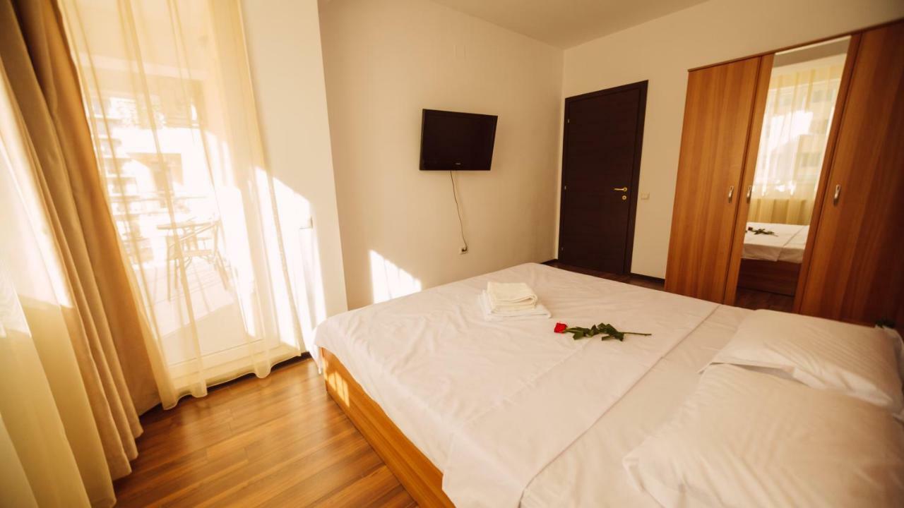 Seascape - Summerland Apartment Mamaia Kültér fotó