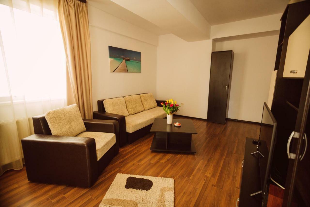 Seascape - Summerland Apartment Mamaia Kültér fotó